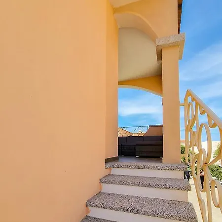 Appartamento Murphy Holiday - Residenza Del Borgo *